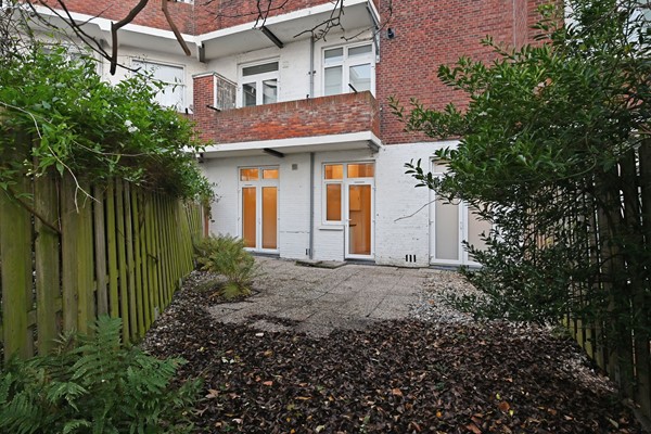 Medium property photo - Velpsestraat 211, 2573 SK Den Haag